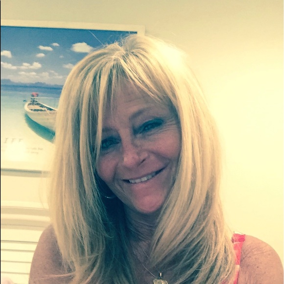 Meet your Posher, Linda - Picture 1 of 1